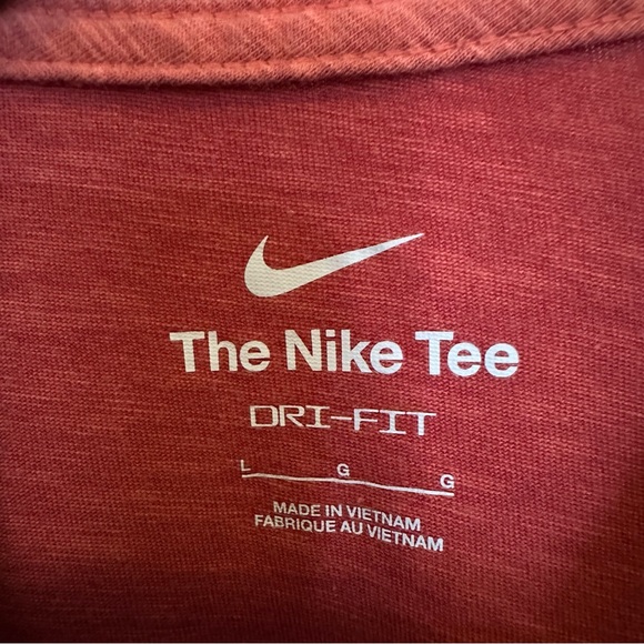 Nike Dri-Fit Tee L - Picture 4 of 5